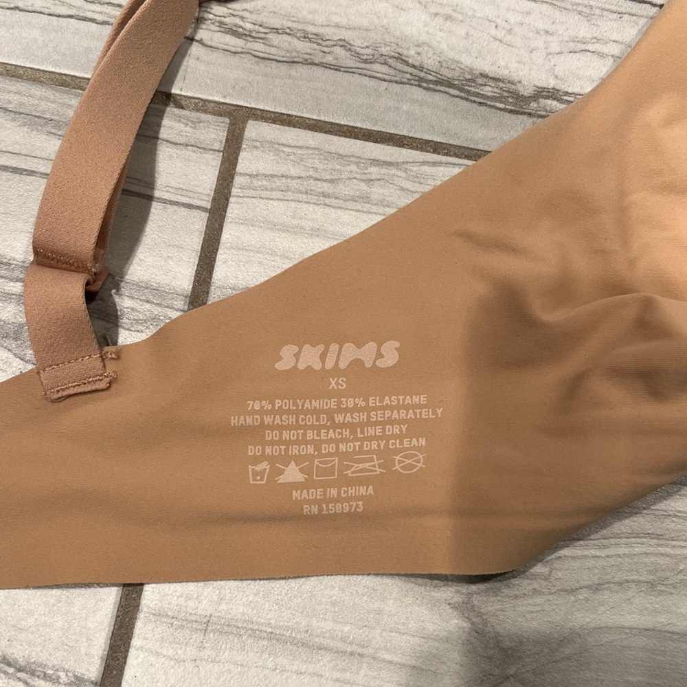 Skims XS Bra no underwire